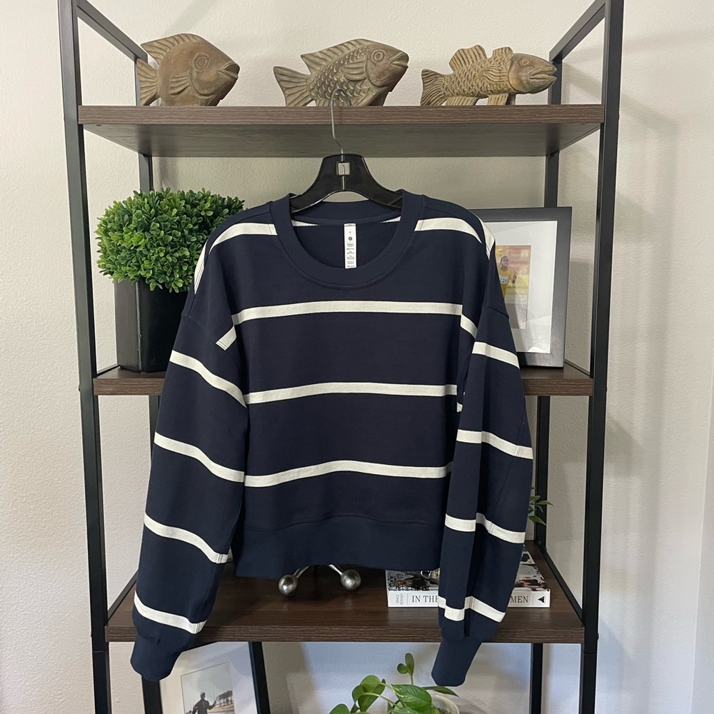 NWOT Lululemon - Perfectly Oversized Cropped Crew - Stripped blue and white